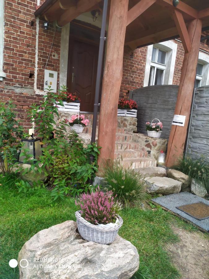 Agroturystyka "U Zrodla" Milicz Esterno foto